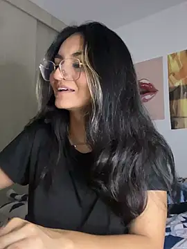 Cat2525 live cam on StripChat