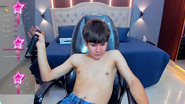 Tommy18__ webcam