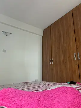 Rose_berry webcam