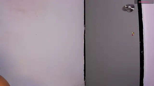 Selena_fox24 webcam
