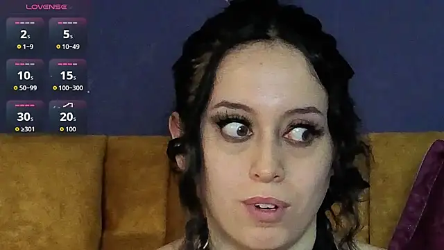 KendraaSimons webcam