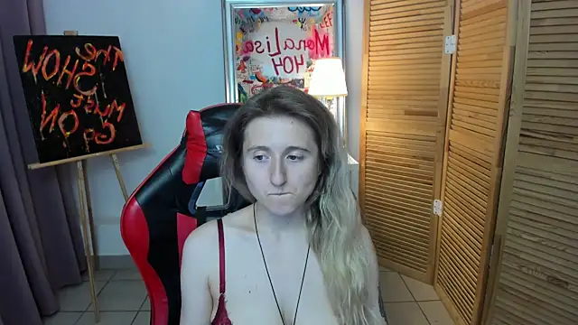 CamillaDreamer webcam