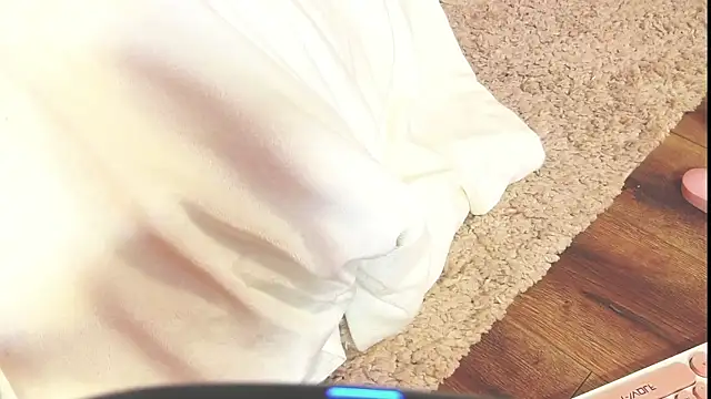 SelenaAllure webcam
