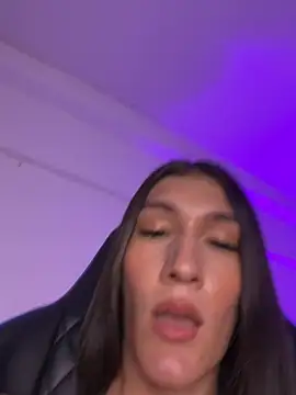 Zoe_Wolf webcam