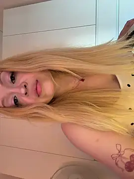 IMHORNYWET