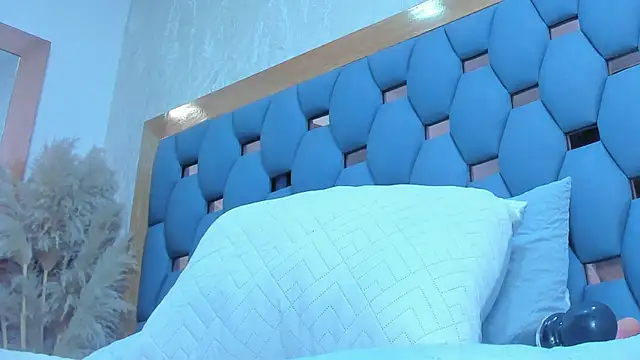 crystal_sm webcam