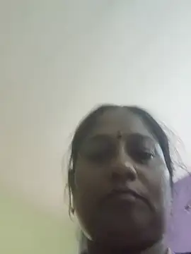 yamini1431 live cam on StripChat
