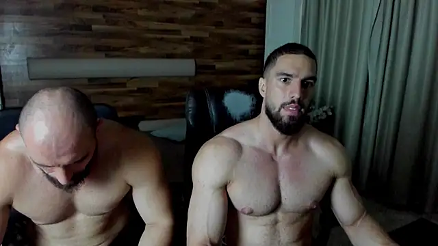 ivanhydee - IvanHydee's free webcam - UK Sex Cams
