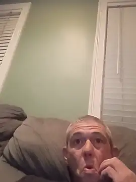 burby79 live cam on StripChat