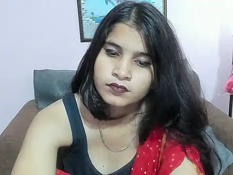 LustyManara webcam