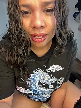 Rashell1_Queen webcam