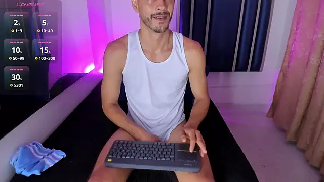 Damiam_23 webcam