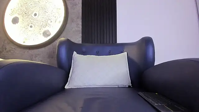 Agathe_caiuss1 webcam