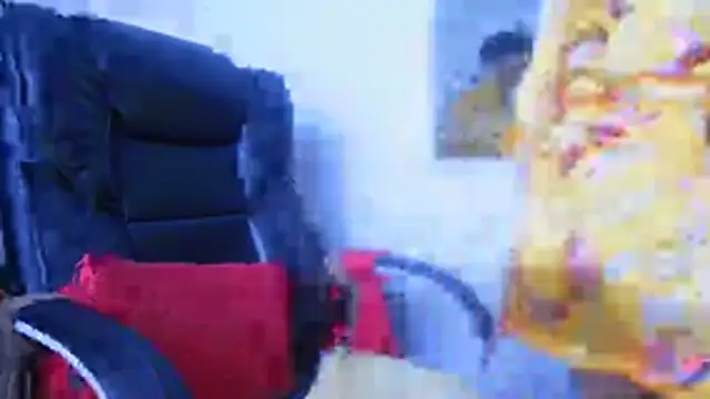 Aries_Mature webcam