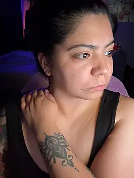 kimmiakiss22 webcam
