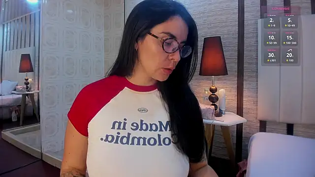 Hannah_Cross webcam