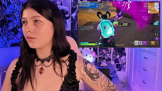 LanaKyutt webcam