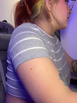Sophia_Weest99 webcam