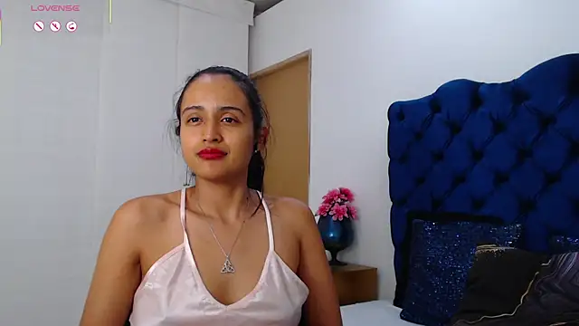 Lili666_ webcam