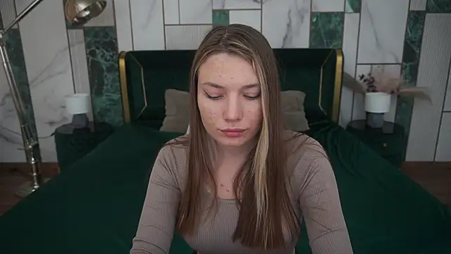 IceDanielles webcam