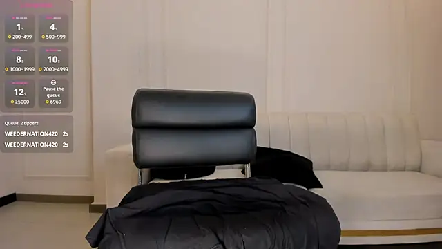 SaphiraJames webcam