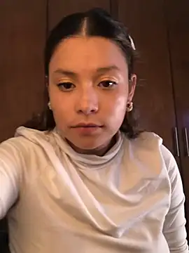 3littles live cam on StripChat