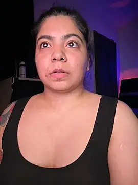kimmiakiss22 live sex cam