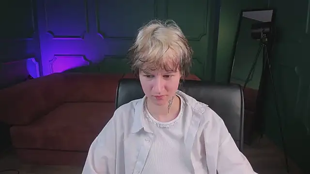 Senpai_Sins webcam