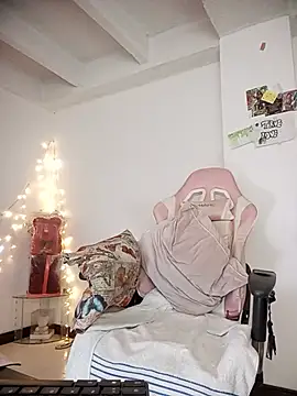 Michel_Jones webcam