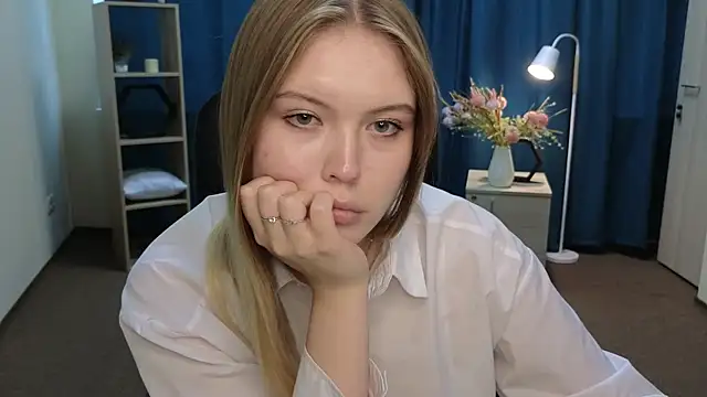 HortensiaHall live now