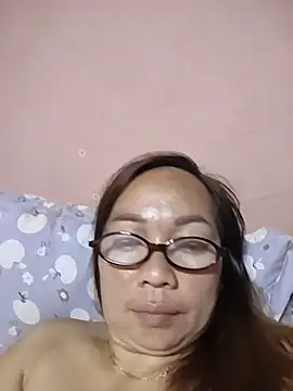 asianwet4u live cam on StripChat