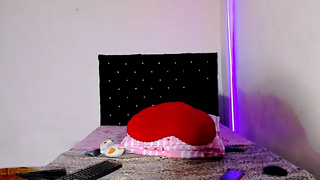 valen_colombian69 webcam