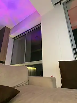 Karyrios live cam on StripChat