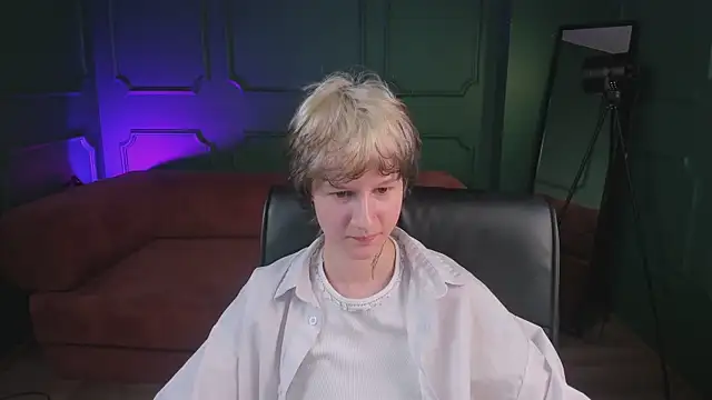 Senpai_Sins webcam