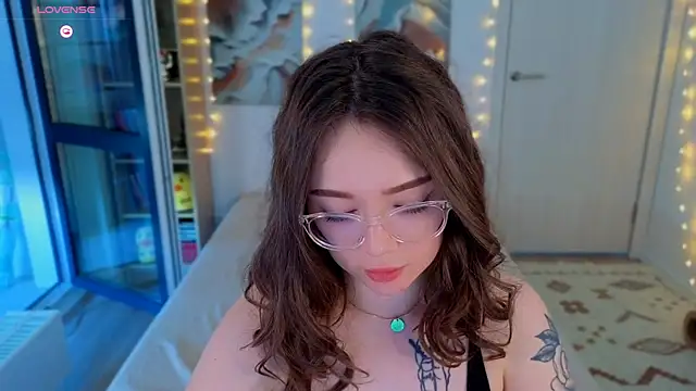 MilenaSaint webcam