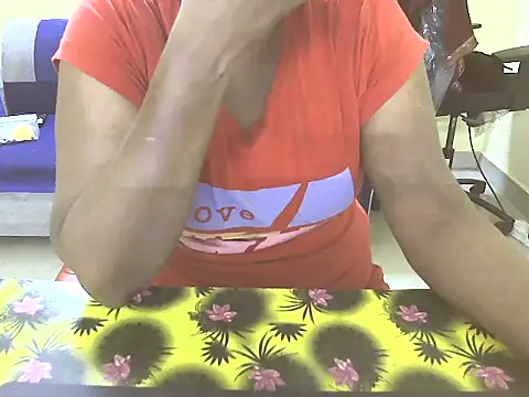 Tamilsriyazhini webcam