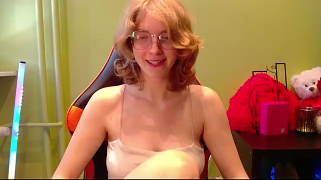 juicyPenny webcam