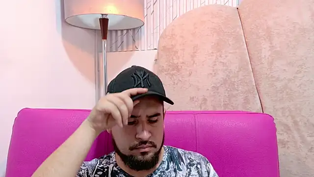 rocockdaddy live cam on StripChat