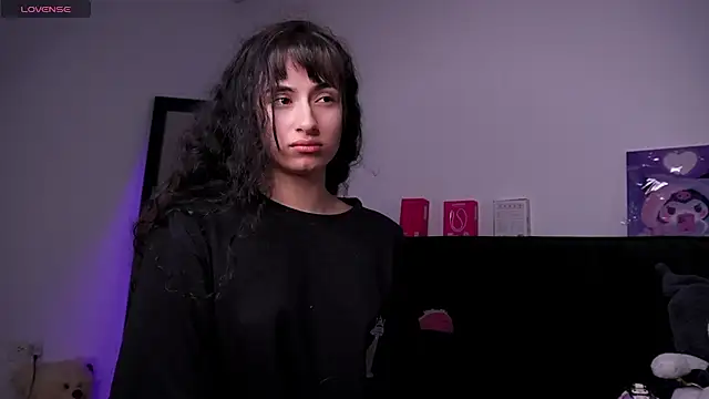 pinksnake (F teen) - Help me to fuck my pussy with machine
