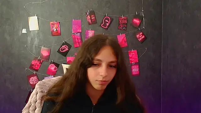 KissMeJulia webcam