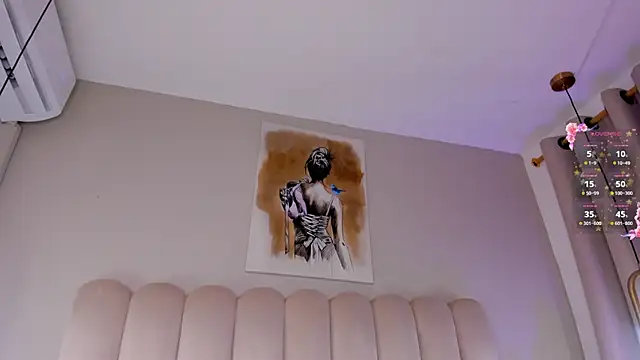 AlyssiaDanger webcam