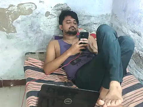 ROCOGUJUBULL webcam
