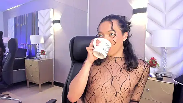 LexyWoods webcam