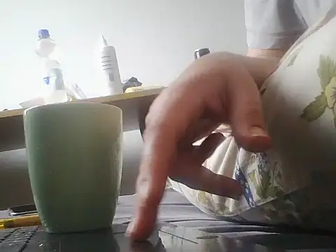 lickthehottie webcam