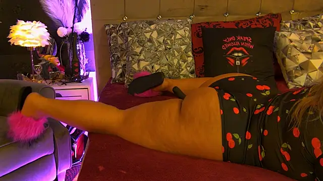 ZoeMesmerizee webcam