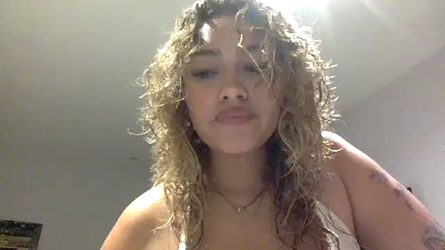 maddy_beluci (F teen) - your milk on me