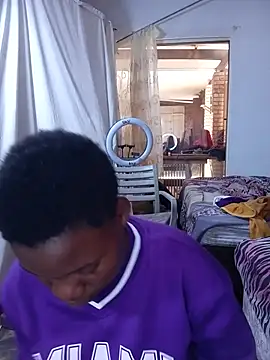 ShyBabe_07 webcam