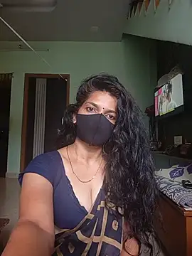 Shuttii_25 webcam