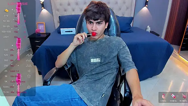 Tommy18__ webcam