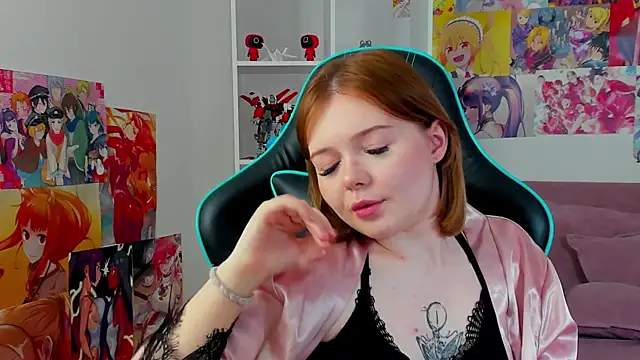 ElinaVale webcam